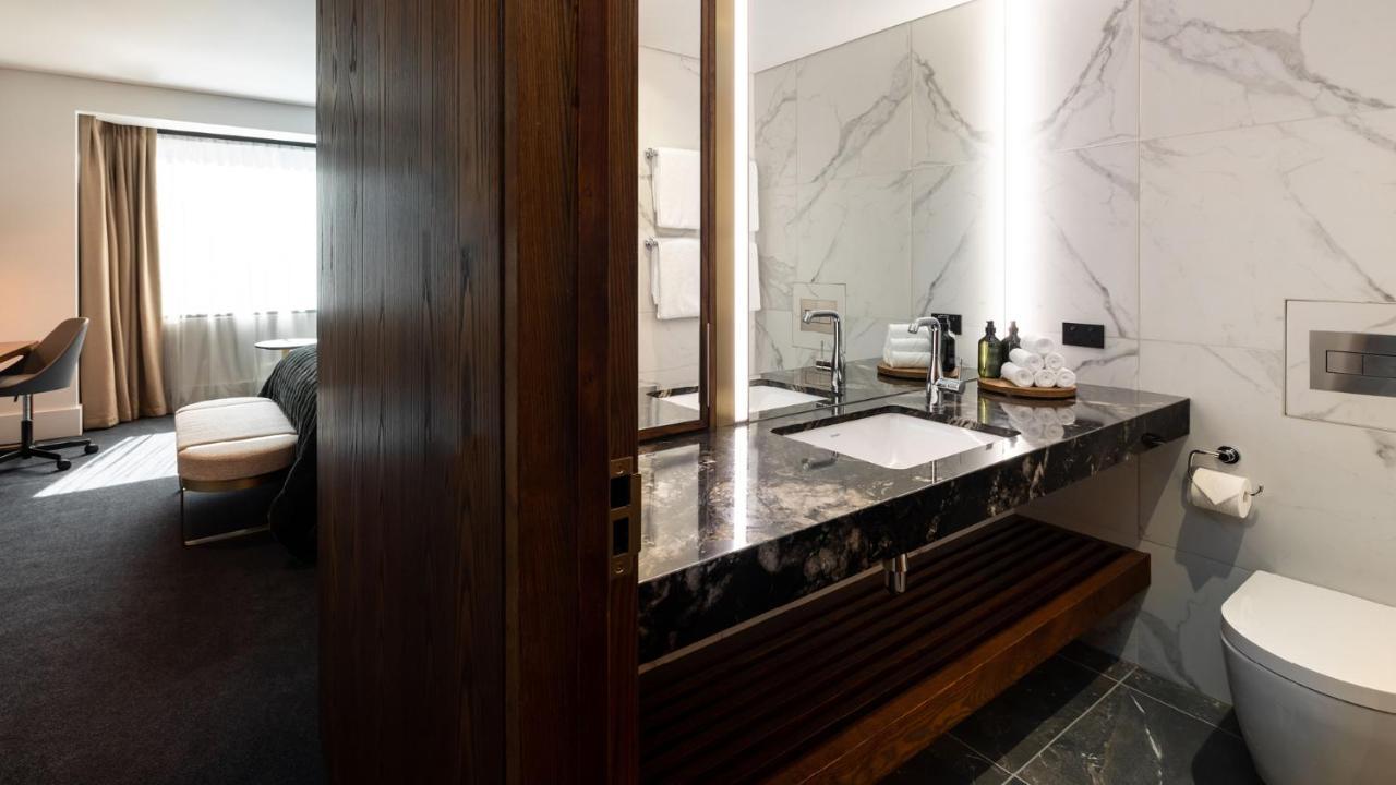 Horizon By Skycity Auckland Exterior photo Bathroom